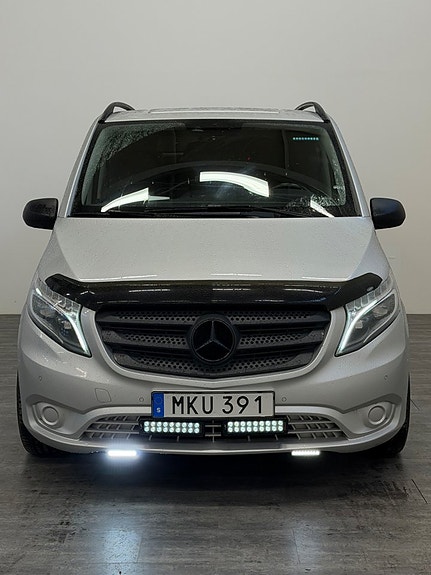 Mercedes-Benz Vito 119 2 of 5