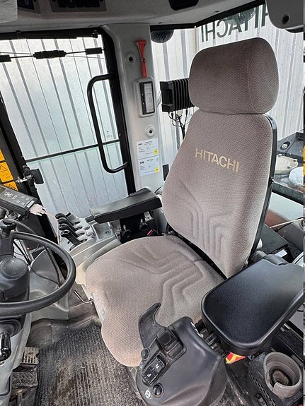 Hitachi ZW250-6 / CDC / Våg / MOBA GPS 8 of 11