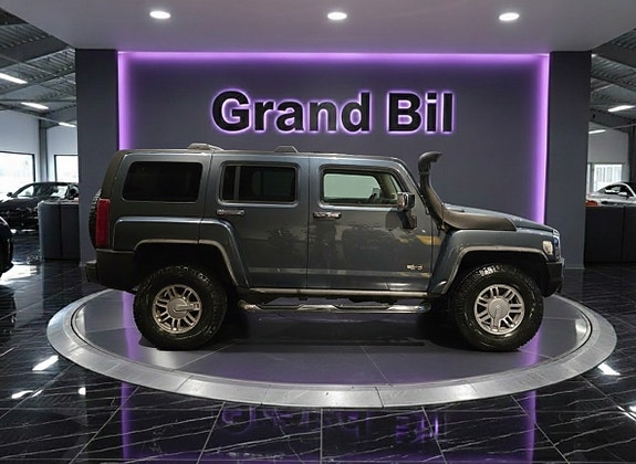 Hummer H3 3 of 5