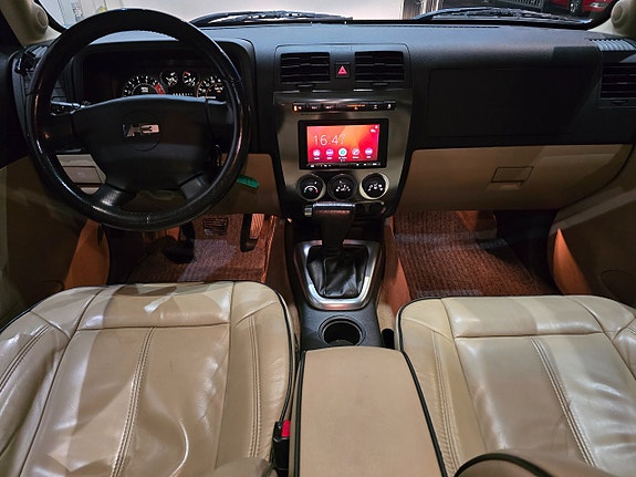 Hummer H3 10 of 15