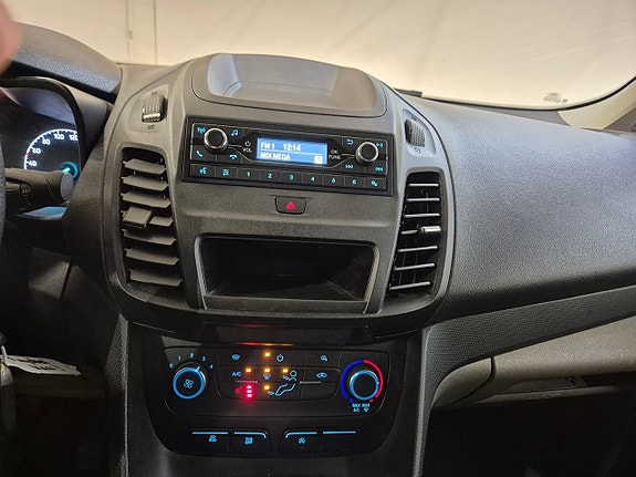 Ford Transit Connect 8 of 9
