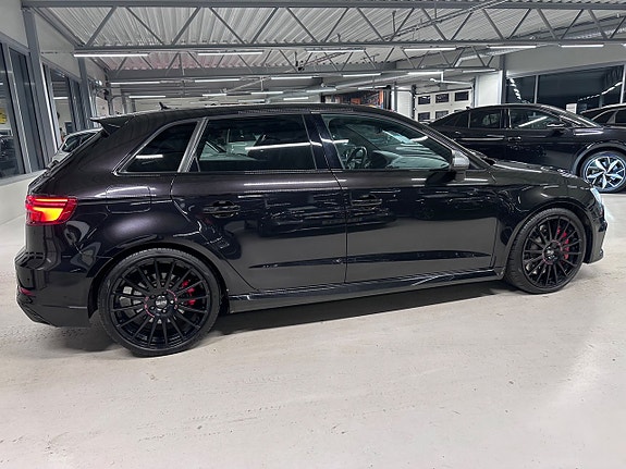 Audi A3 8 of 27