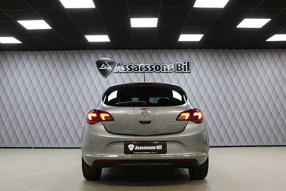 Opel Astra 3 of 5