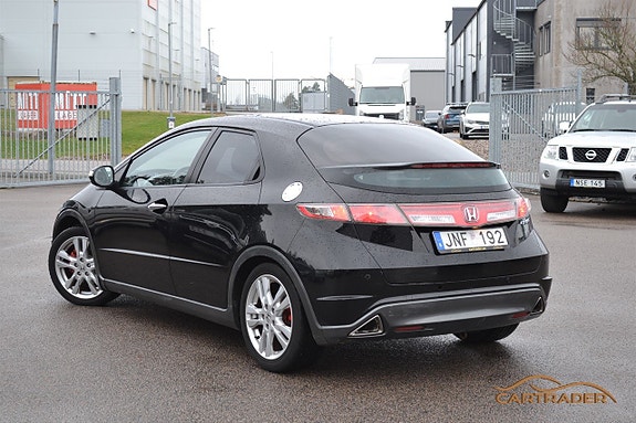 Honda Civic 2 of 5
