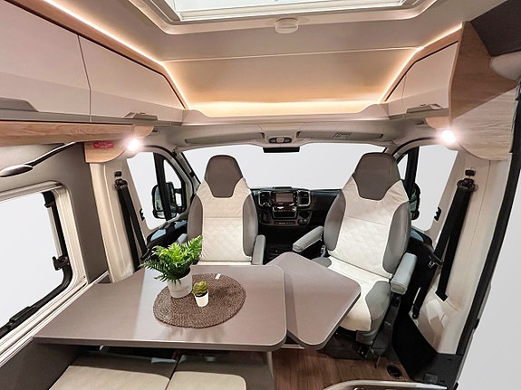 Knaus BOXLIFE 600 ME AUTOMAT ADAPTIV FARTHÅLLARE LÅNGBÄDDAR 9 of 30