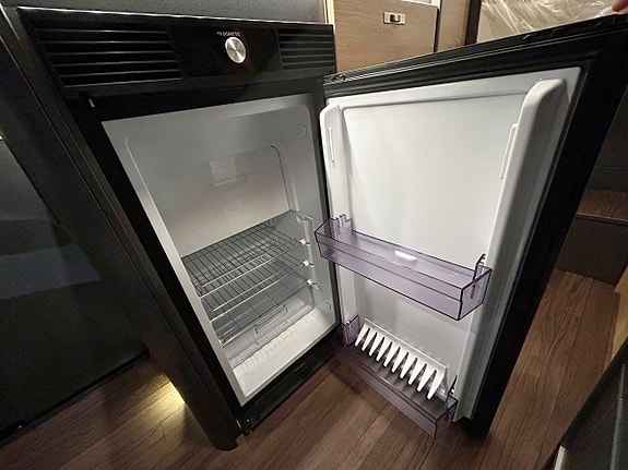 Knaus BOXLIFE 600 ME AUTOMAT ADAPTIV FARTHÅLLARE LÅNGBÄDDAR 17 of 30