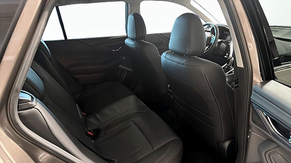 Subaru Outback 5 of 12