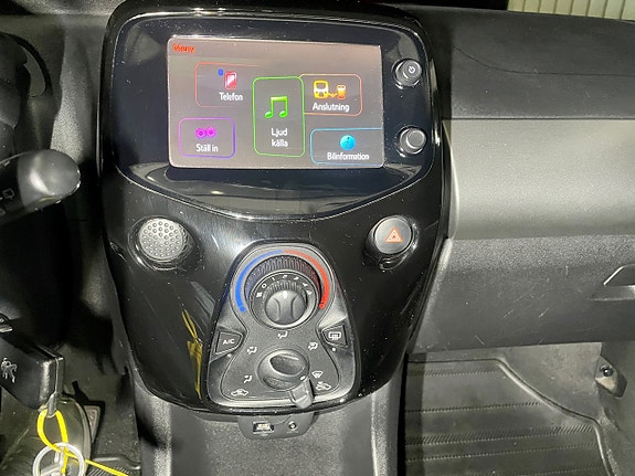 Peugeot 108 13 of 17