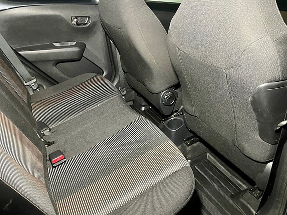 Peugeot 108 10 of 17