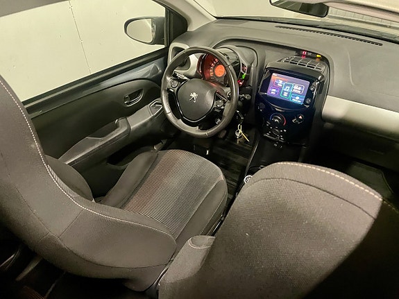 Peugeot 108 16 of 17