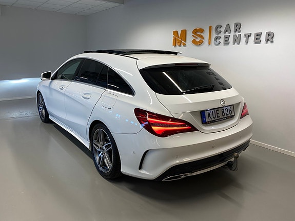 Mercedes-Benz CLA200 4 of 5