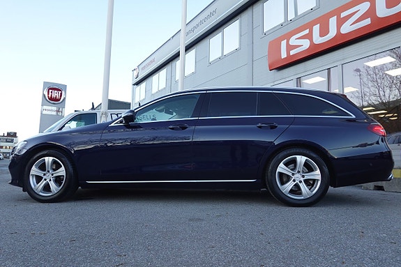 Mercedes-Benz E220 6 of 21
