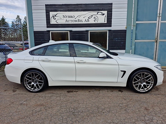 BMW 428i 2 of 5
