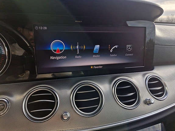 Mercedes-Benz E220 d 10 of 18