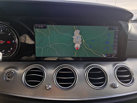 Mercedes-Benz E220 d 5 of 5