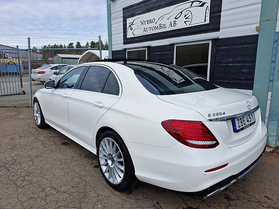 Mercedes-Benz E220 d 17 of 18