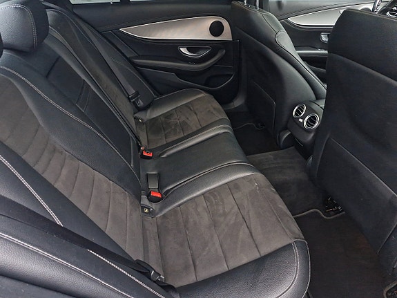 Mercedes-Benz E220 d 13 of 18