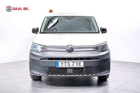 Volkswagen Caddy Maxi 3 of 5