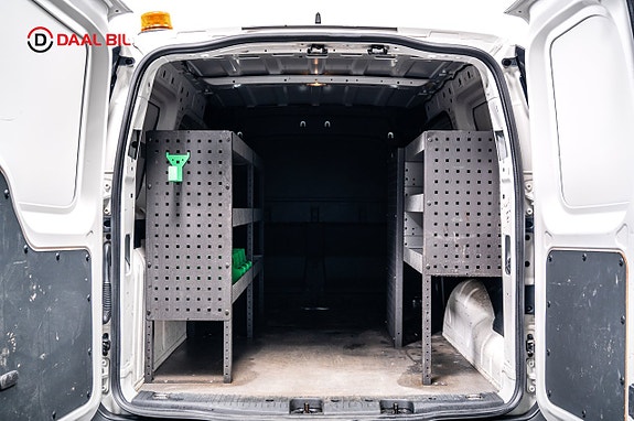 Volkswagen Caddy Maxi 6 of 17