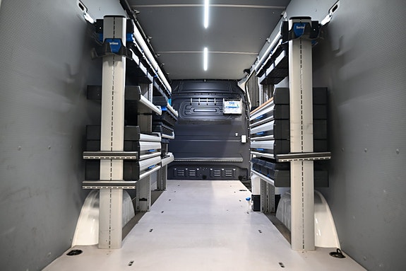 Mercedes-Benz Sprinter 319 2 of 30