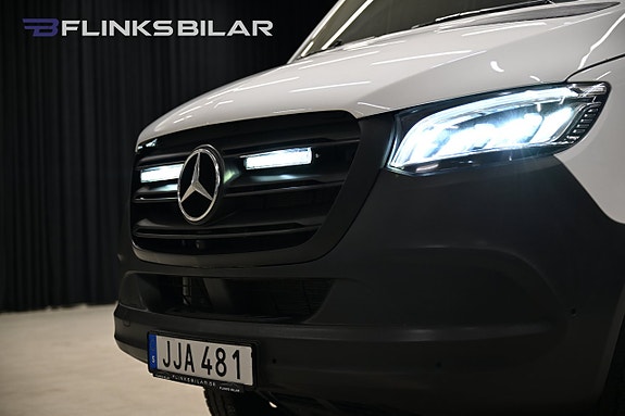 Mercedes-Benz Sprinter 319 18 of 30