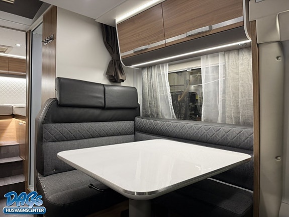 Adria Matrix 600 SL  AXESS 9 of 18