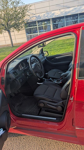 Mercedes-Benz B170 3 of 5