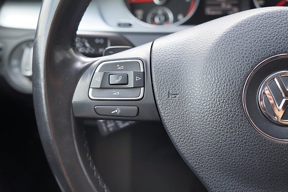 Volkswagen Passat Alltrack 15 of 21