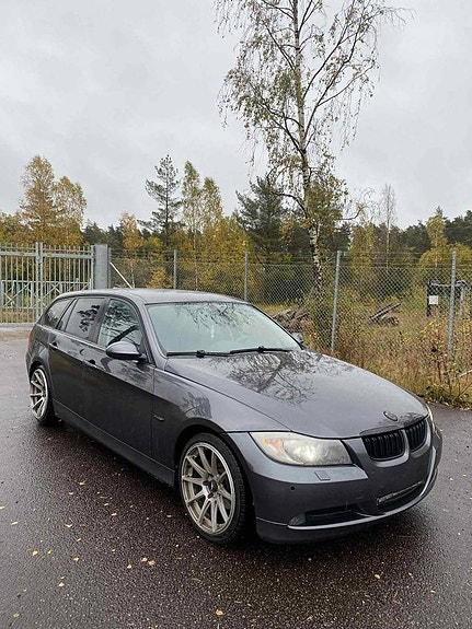 Bmw 320d A-Traktor (Väntande)