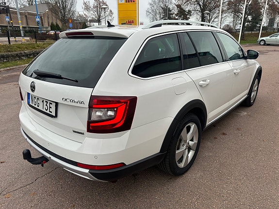 Skoda Octavia Scout 5 of 5