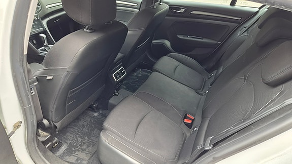 Renault Megane 9 of 16