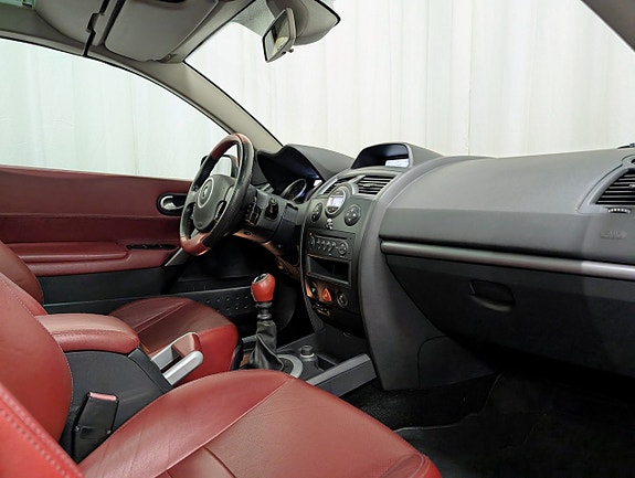 Renault Megane II 8 of 13