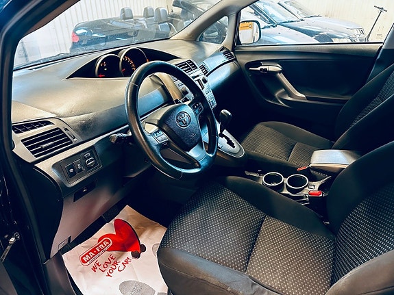 Toyota Verso 8 of 23