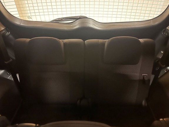 Toyota Verso 21 of 23