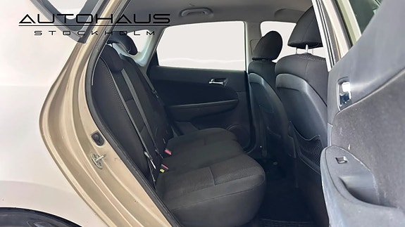 Hyundai i30 18 of 22