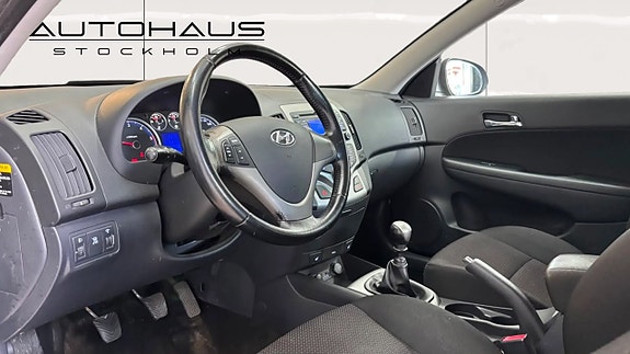 Hyundai i30 11 of 22