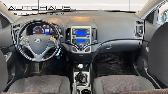 Hyundai i30 14 of 22