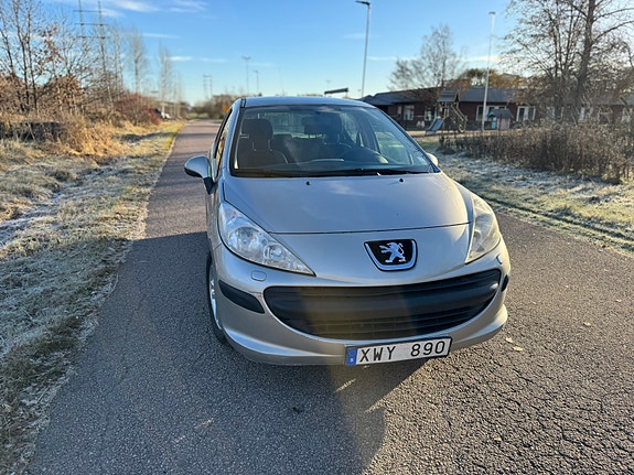 Peugeot 207 18 of 19