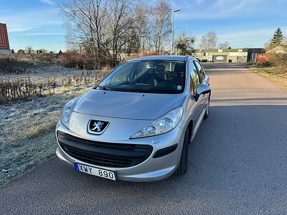 Peugeot 207 17 of 19