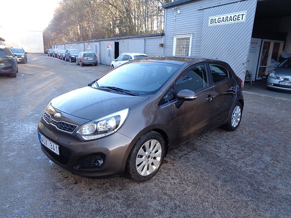 Kia Rio 2 of 5