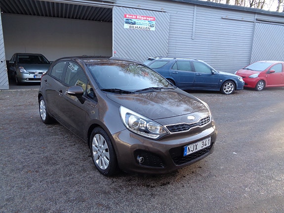 Kia Rio 3 of 5