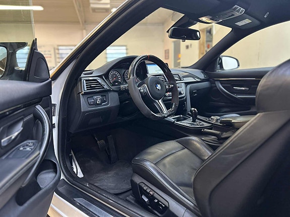 BMW M4 13 of 25