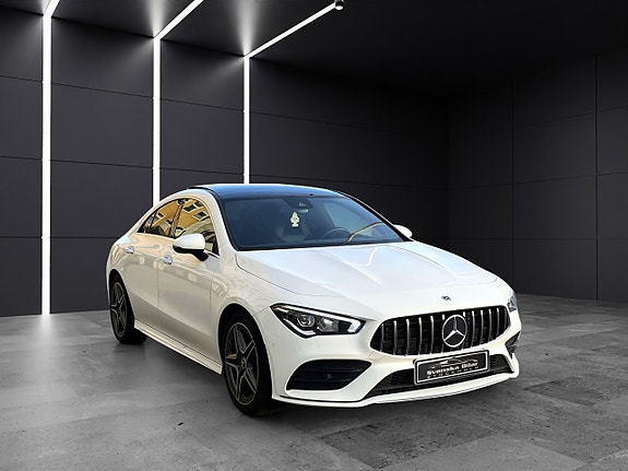 Mercedes-Benz CLA200 3 of 5