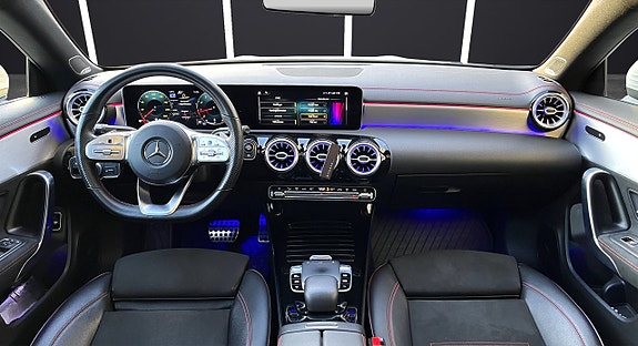 Mercedes-Benz CLA200 11 of 19