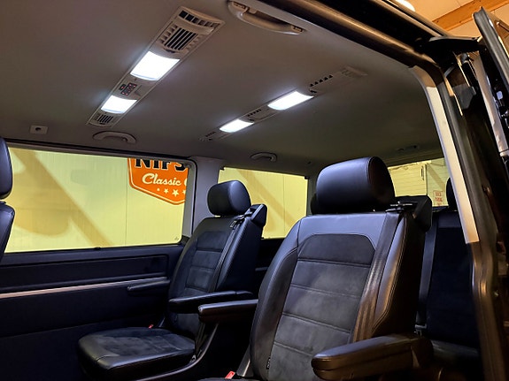 Volkswagen Multivan 15 of 30