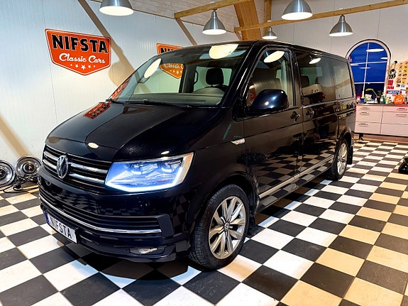Volkswagen Multivan 2 of 5