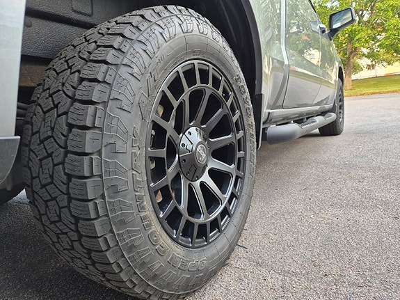 Chevrolet Silverado 1500 3 of 5
