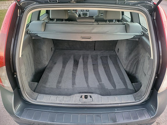 Volvo V50 7 of 7