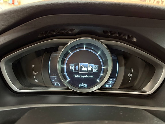 Volvo V40 12 of 12