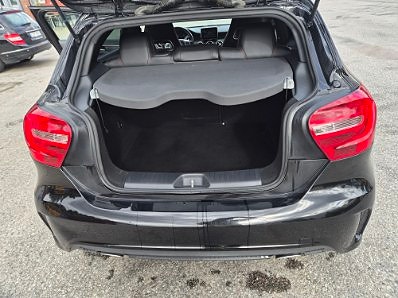 Mercedes-Benz A180 8 of 11